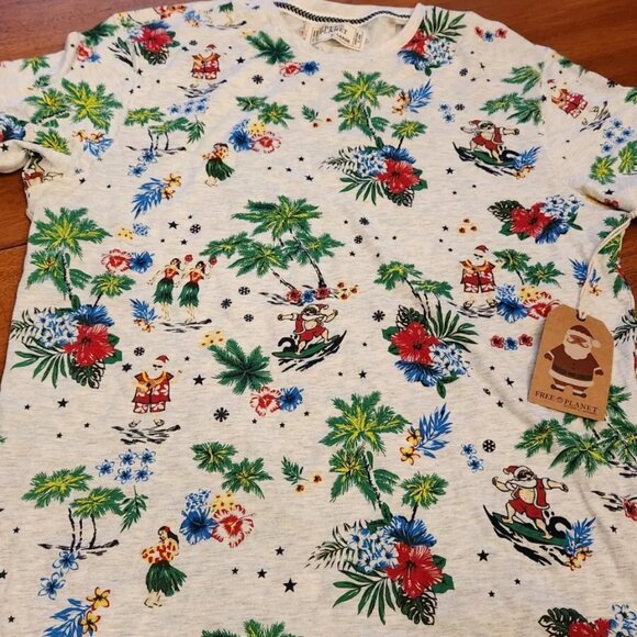 Free Planet Men's XL T Shirt - Christmas Themed Santa Aloha/ Hawaiian gray q2 - Picture 4 of 4